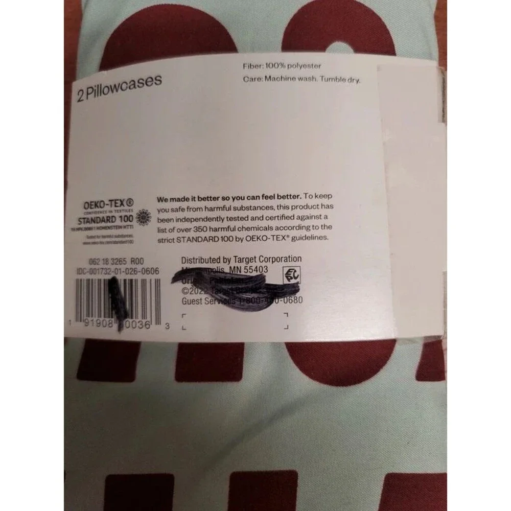 2 Pillowcases
